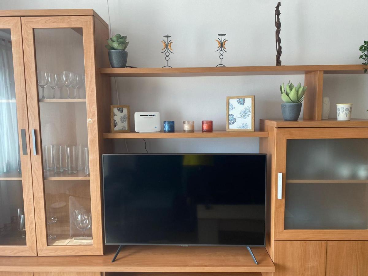 Pepona'S House - Wifi, Smart Tv & Netflix Daire O Grove Dış mekan fotoğraf